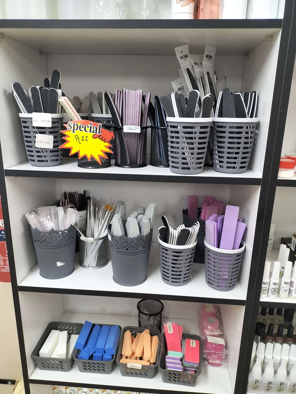 Inside the Neon Moon shop in Sasolburg: files, buffers and brushes